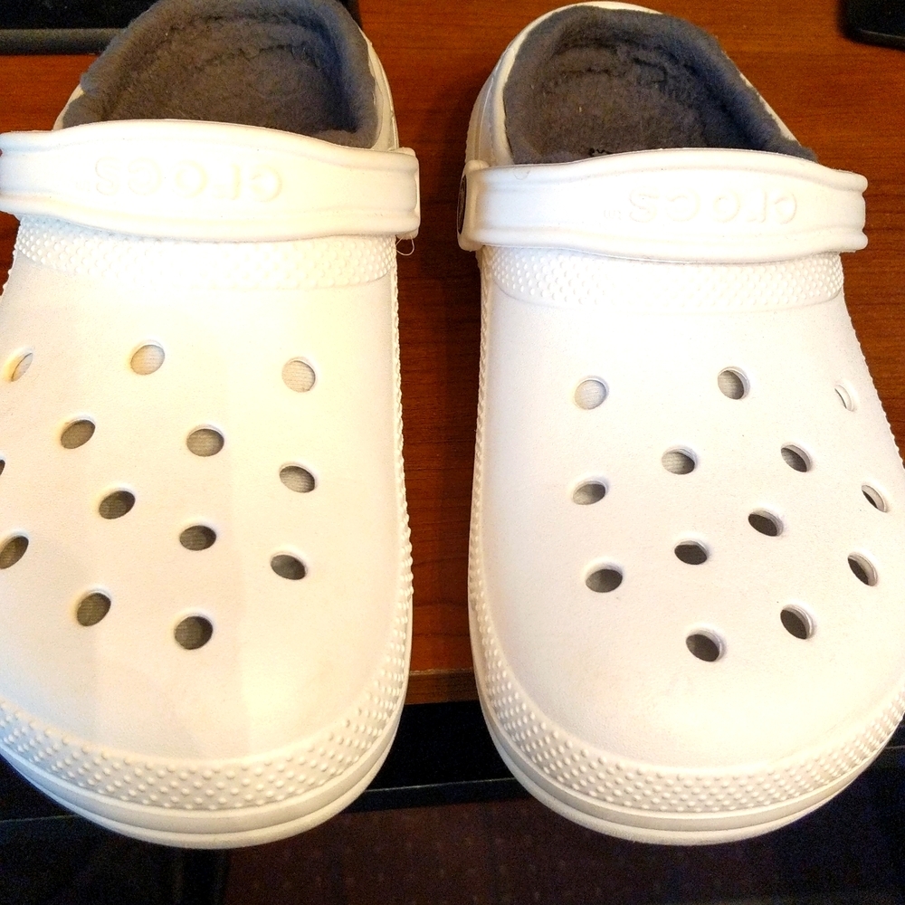 Size 10 Women's Crocs